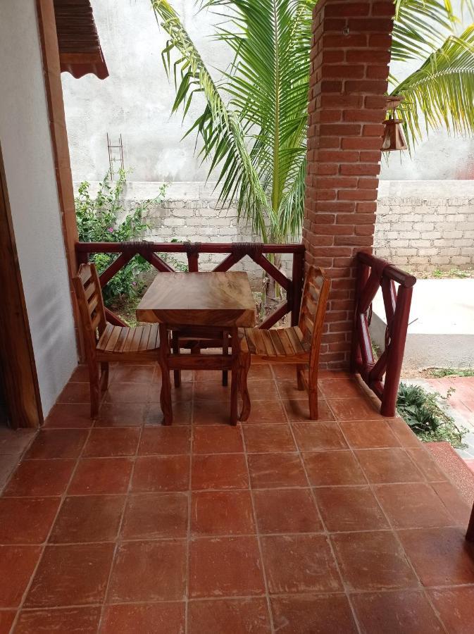 Bungalows Y Cabanas, Las Barracas De La Barra Malucano Kültér fotó