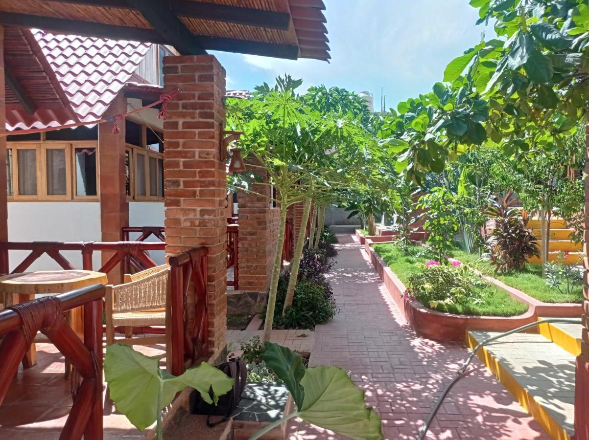 Bungalows Y Cabanas, Las Barracas De La Barra Malucano Kültér fotó